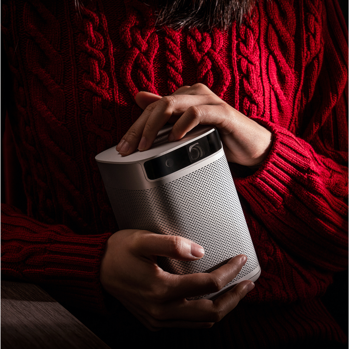 MoGo Pro - 1080p Pico-Projektor - MoGo Anywhere