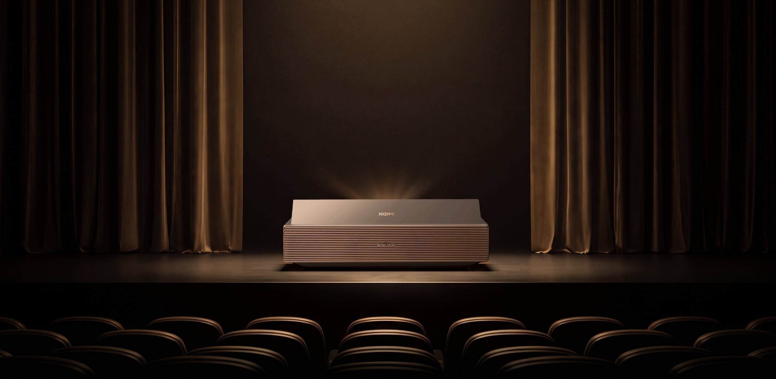 XGIMI AURA 3: 4K-Laser-TV-Beamer mit UST auf der IFA 2026 entdecken