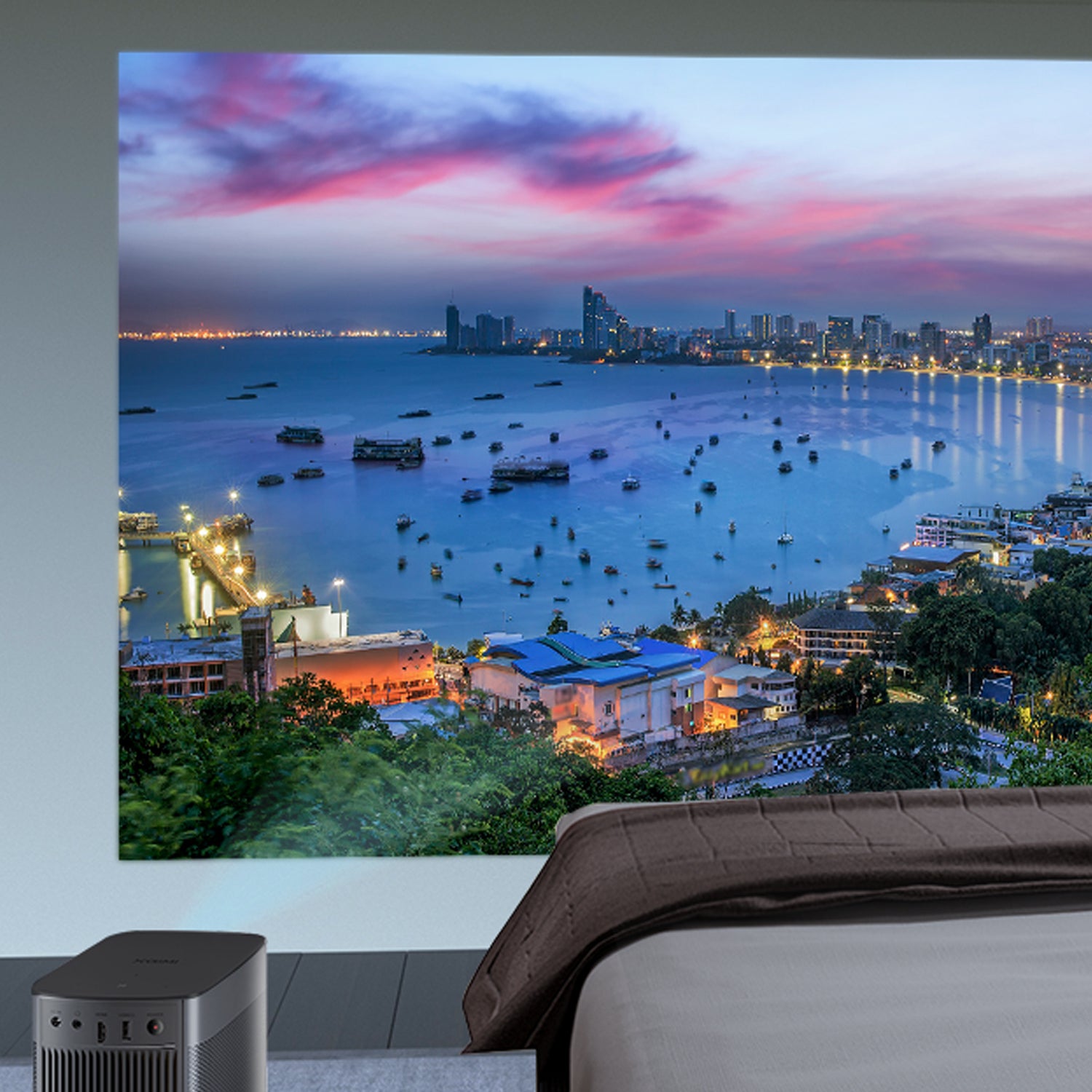 Halo - Smart Portable Projector - Stecken Sie Ihr riesiges Display aus